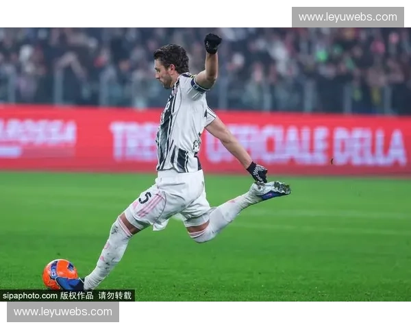 战术趋势驱动转会市场：意甲抢购年轻多面体球员