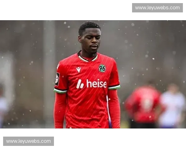 拜仁计划240万欧元回购汉诺威20岁后腰阿塞科