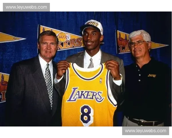 黄蜂次节净胜马刺14分，米勒单节16分成转折点